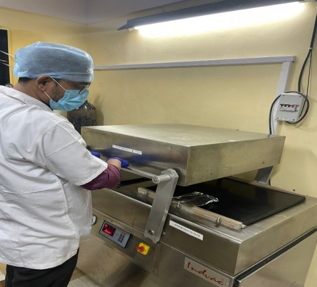 Vacuum And Gas Flushing Packaging Machine